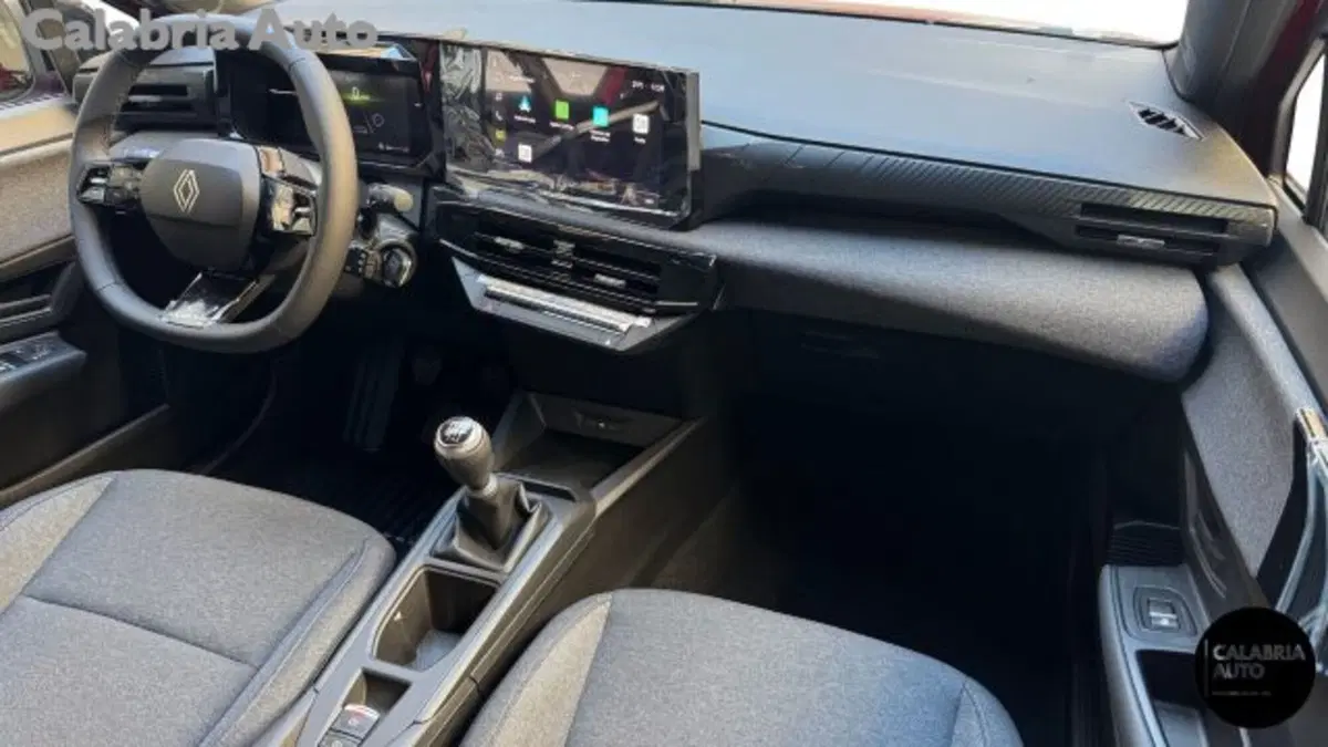 Renault Clio nuova a Reggio Calabria (8)