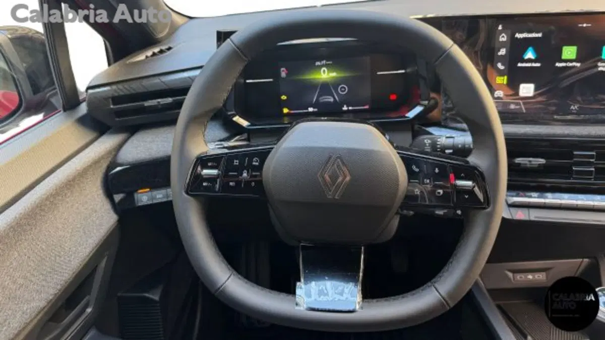 Renault Clio nuova a Reggio Calabria (9)
