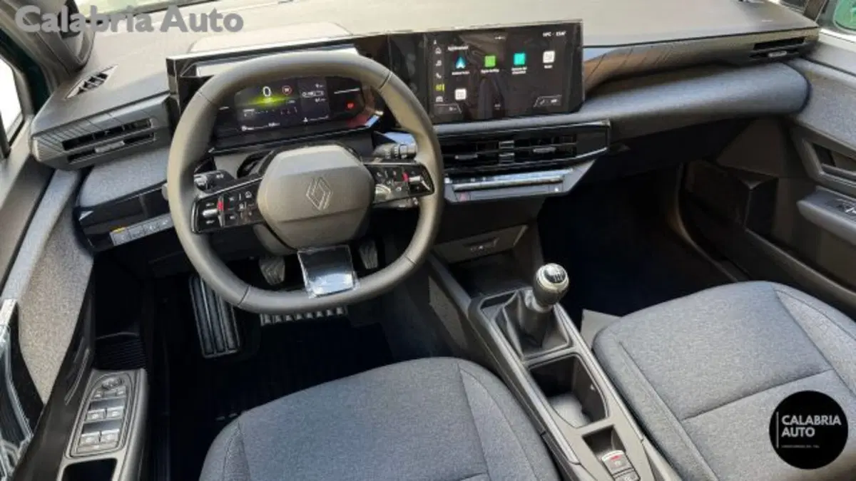 Renault Clio nuova a Reggio Calabria (6)
