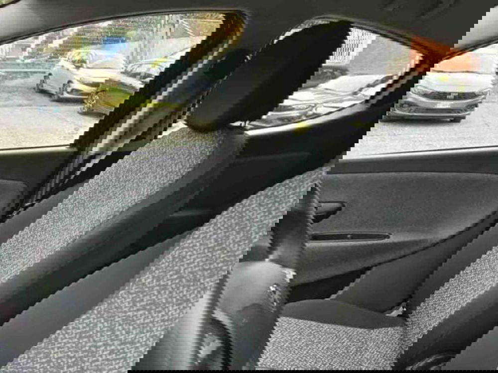 Lancia Ypsilon usata a Torino (11)