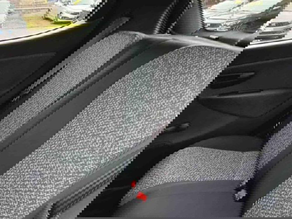 Lancia Ypsilon usata a Torino (12)