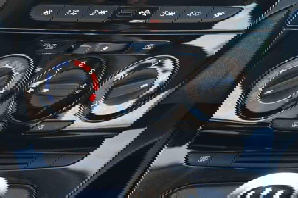 Lancia Ypsilon usata a Torino (16)