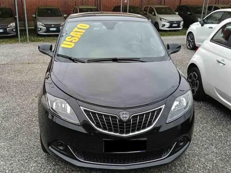 Lancia Ypsilon usata a Torino (2)