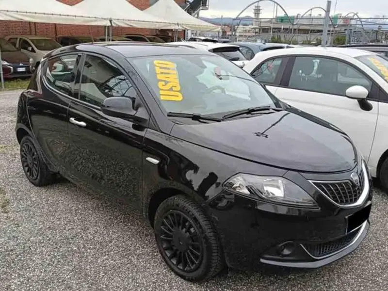Lancia Ypsilon usata a Torino (3)