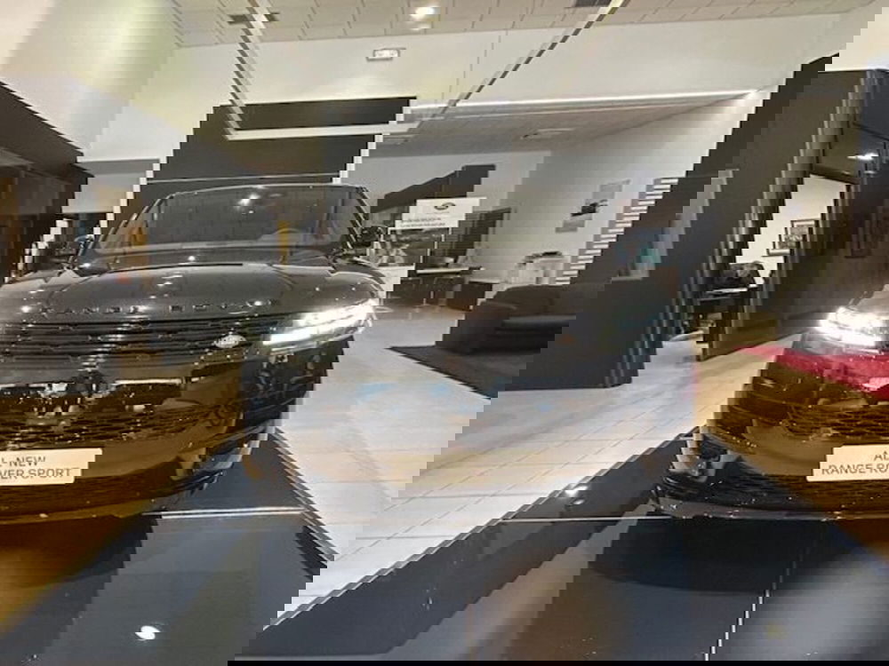 Land Rover Range Rover Sport nuova a Potenza (2)