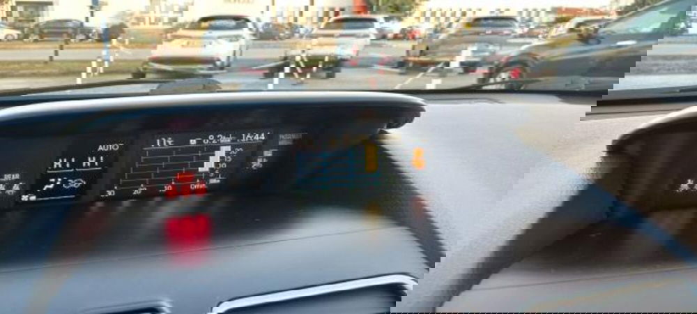 Subaru XV usata a Udine (10)