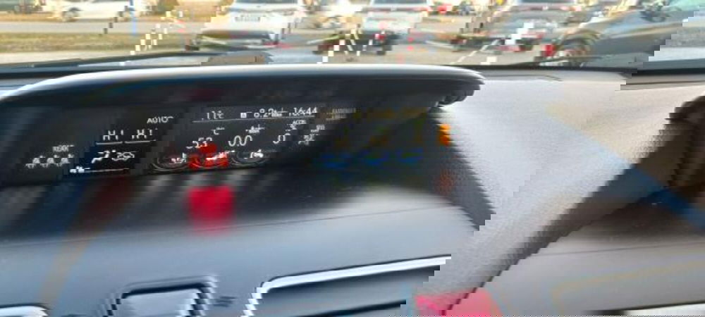 Subaru XV usata a Udine (13)