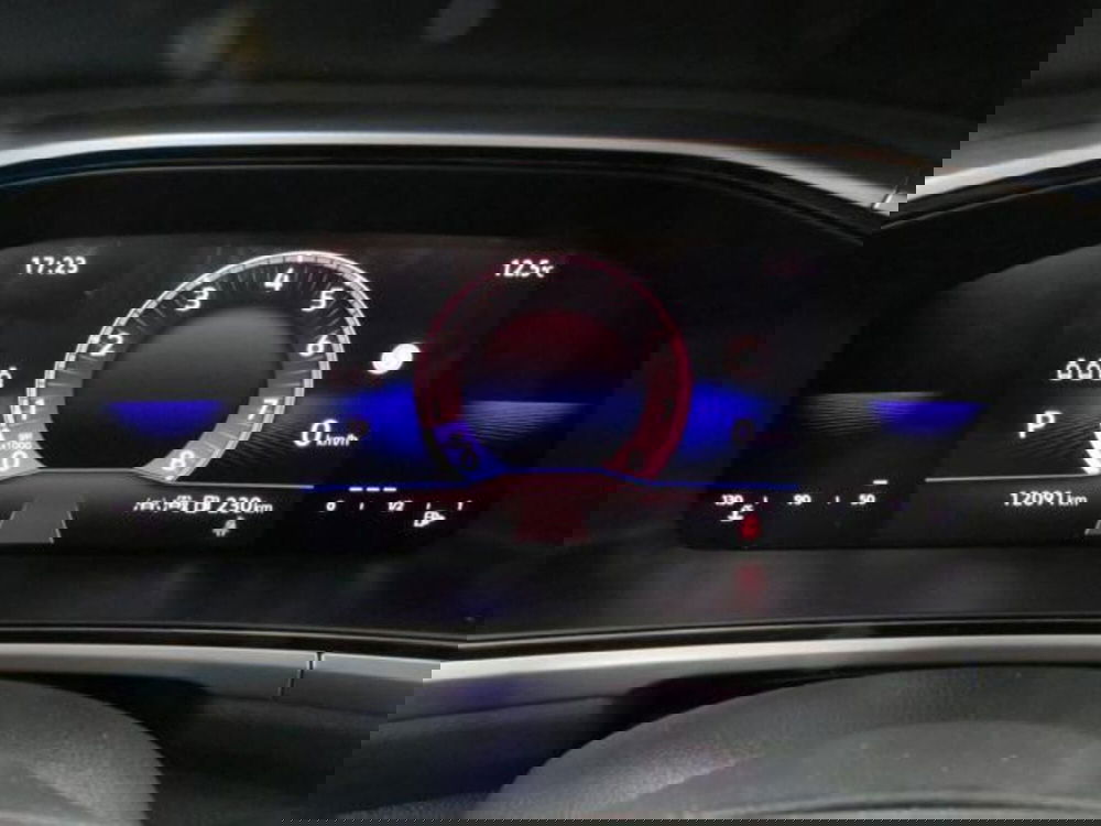 Volkswagen T-Roc usata a Lodi (12)