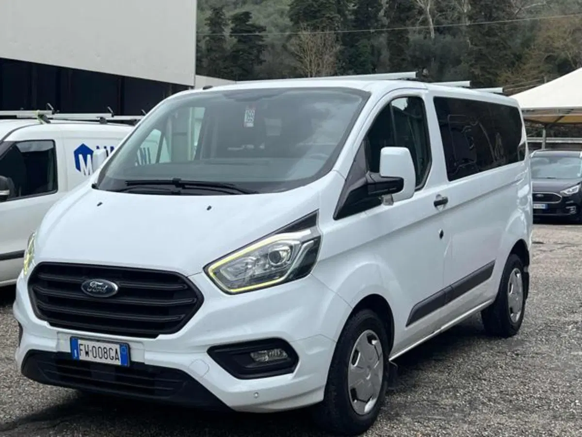 Ford Transit Custom Furgone usata a Lucca