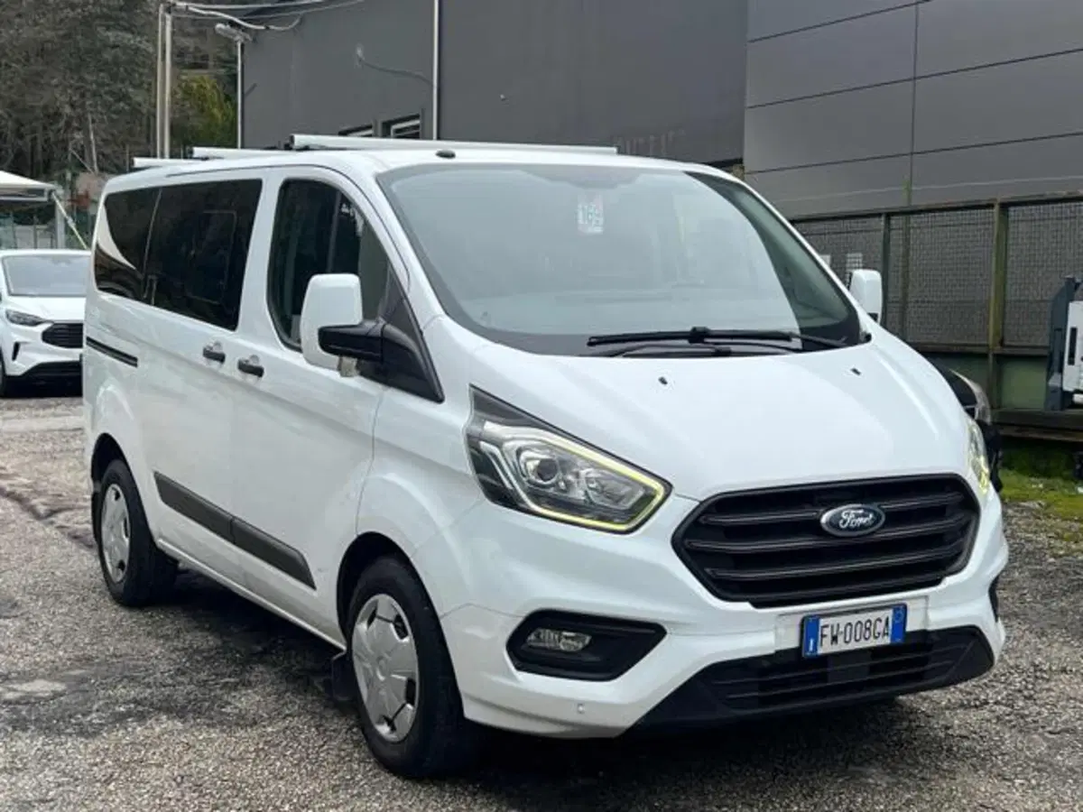 Ford Transit Custom Furgone usata a Lucca (2)