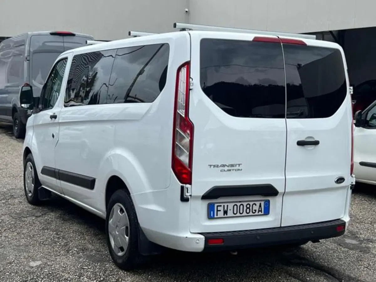 Ford Transit Custom Furgone usata a Lucca (4)
