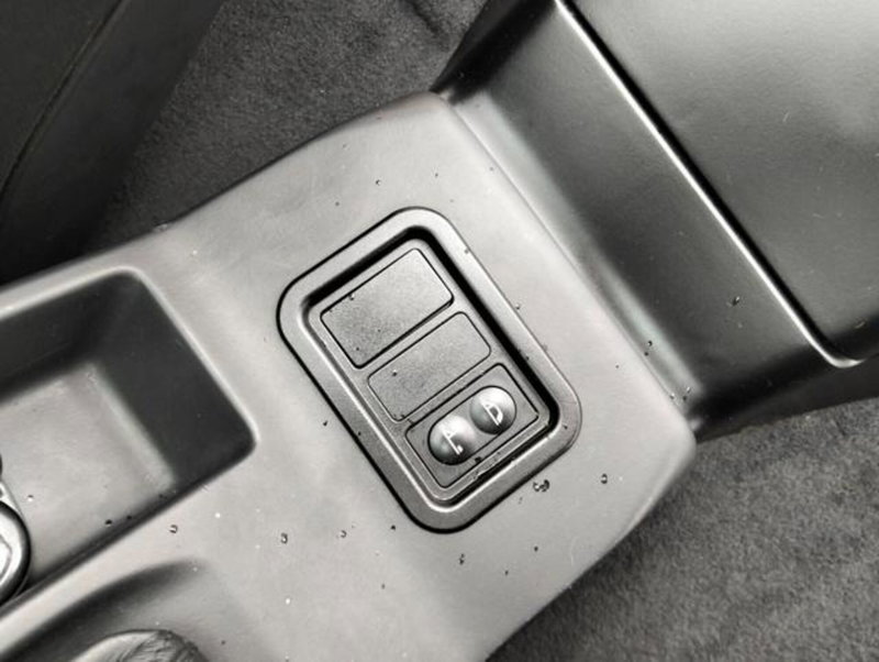 BMW Z3 Cabrio usata a Como (11)