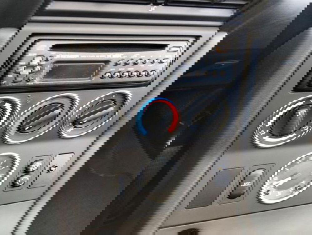 BMW Z3 Cabrio usata a Como (9)