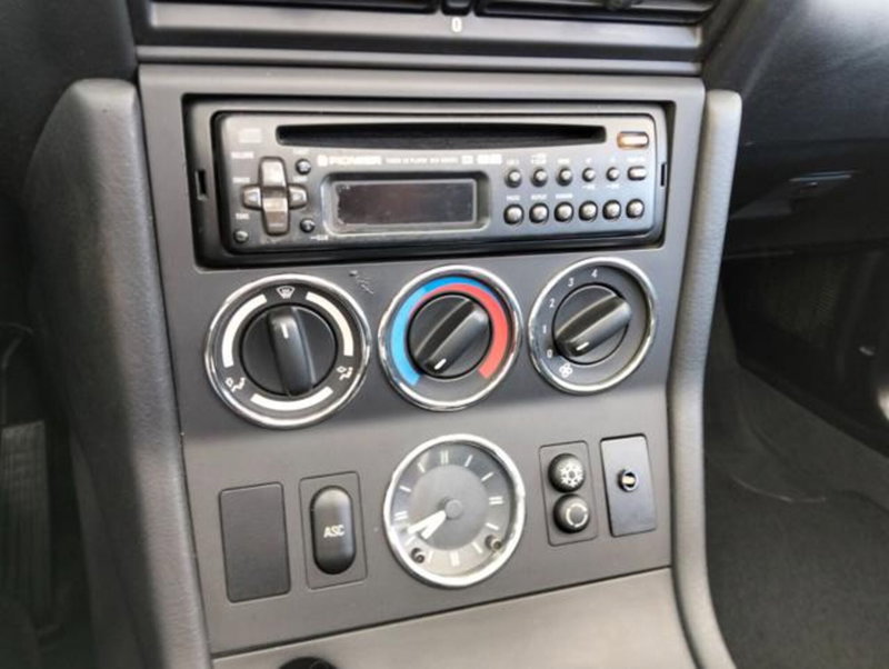 BMW Z3 Cabrio usata a Como (9)