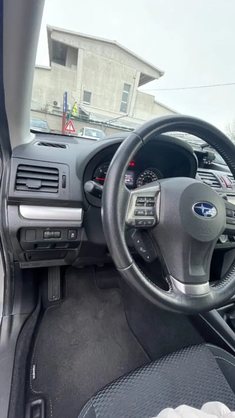 Subaru Forester usata a Novara (11)