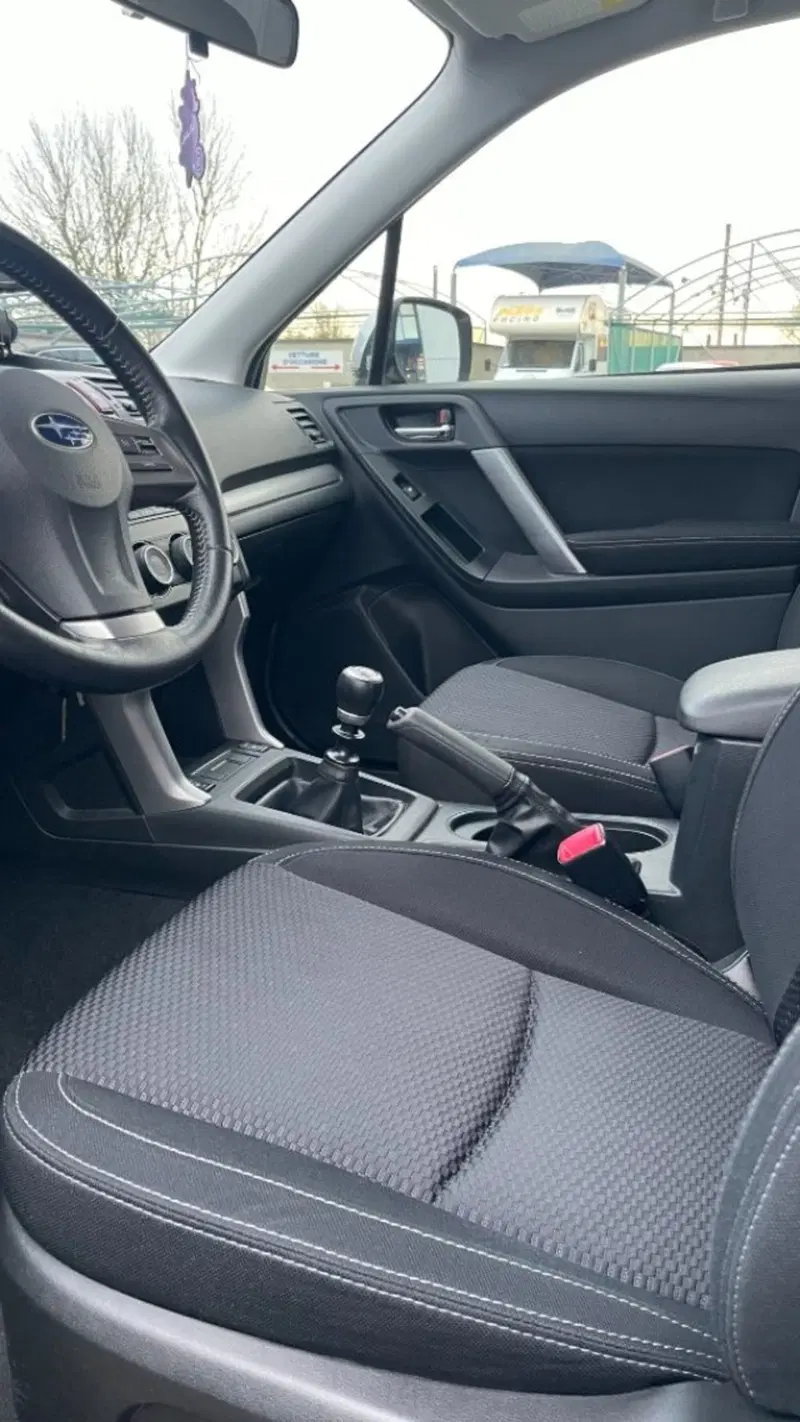 Subaru Forester usata a Novara (13)