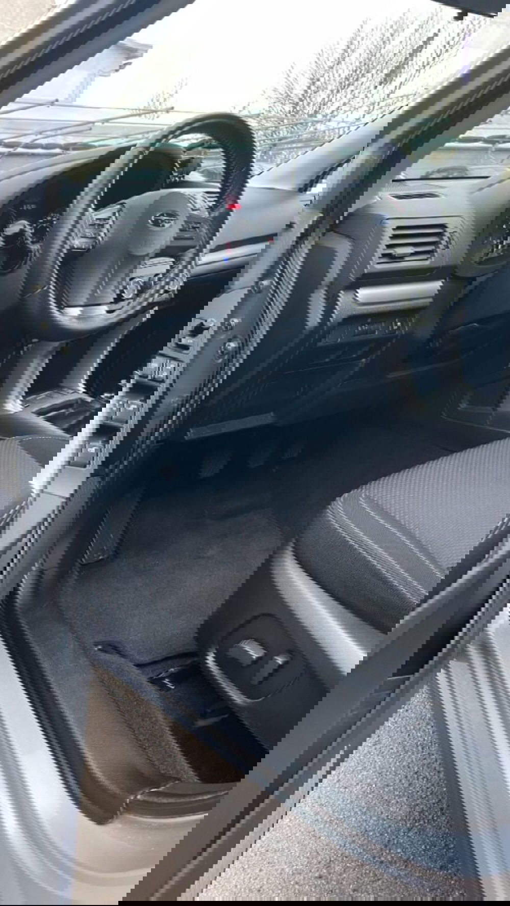 Subaru Forester usata a Novara (9)