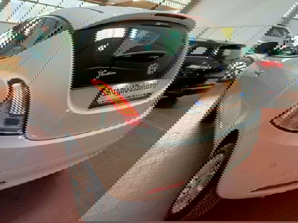 Lancia Ypsilon usata a Firenze (6)