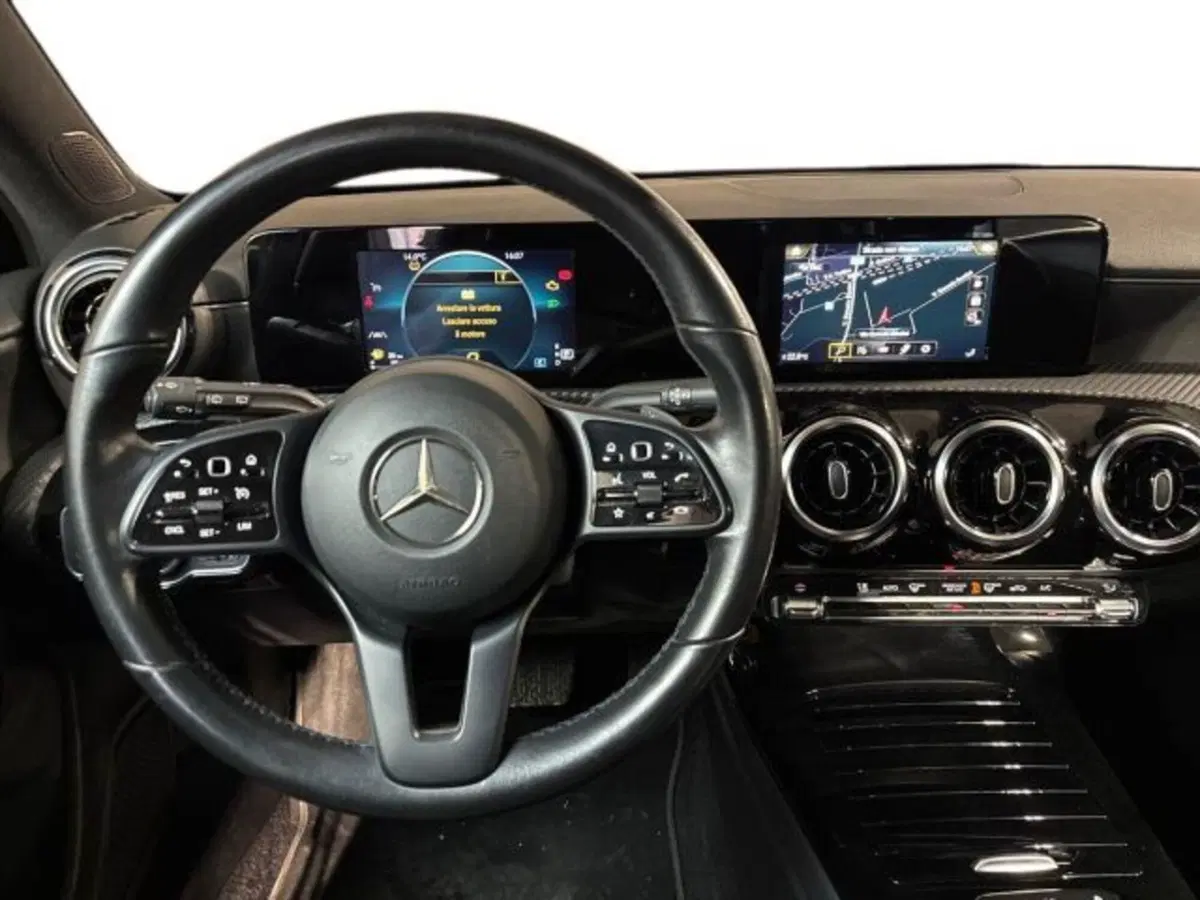 Mercedes-Benz Classe A Sedan usata a Bologna (11)