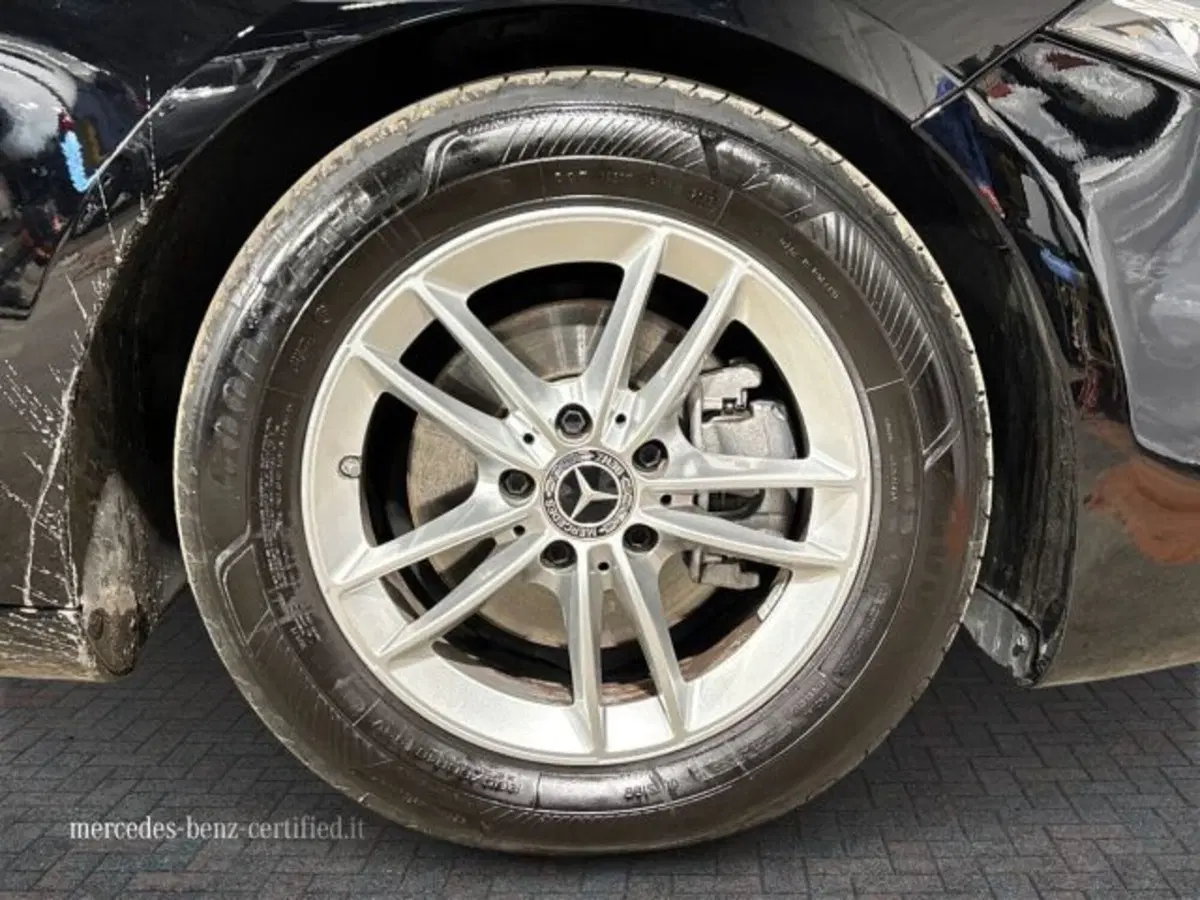 Mercedes-Benz Classe A Sedan usata a Bologna (17)