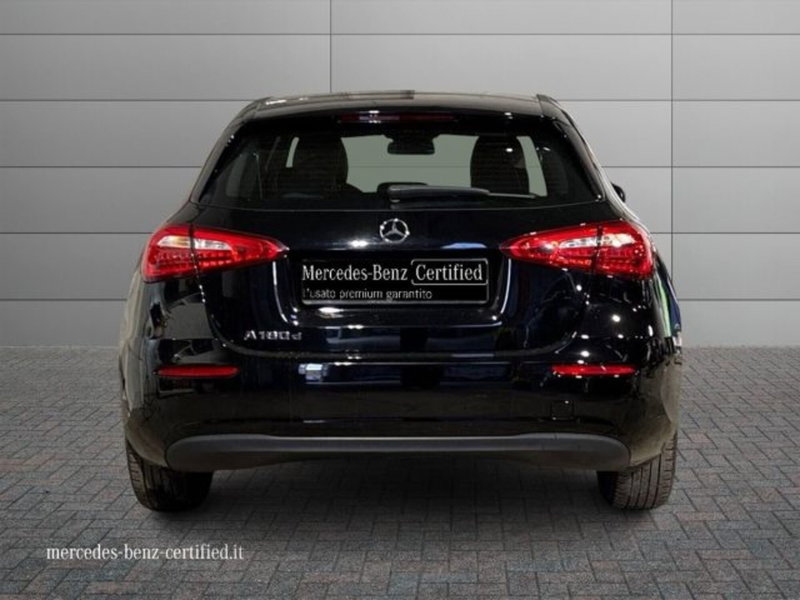 Mercedes-Benz Classe A Sedan usata a Bologna (4)