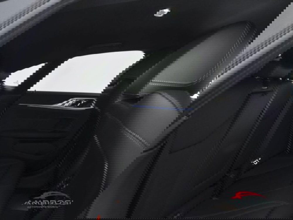 BMW i4 usata a Perugia (11)