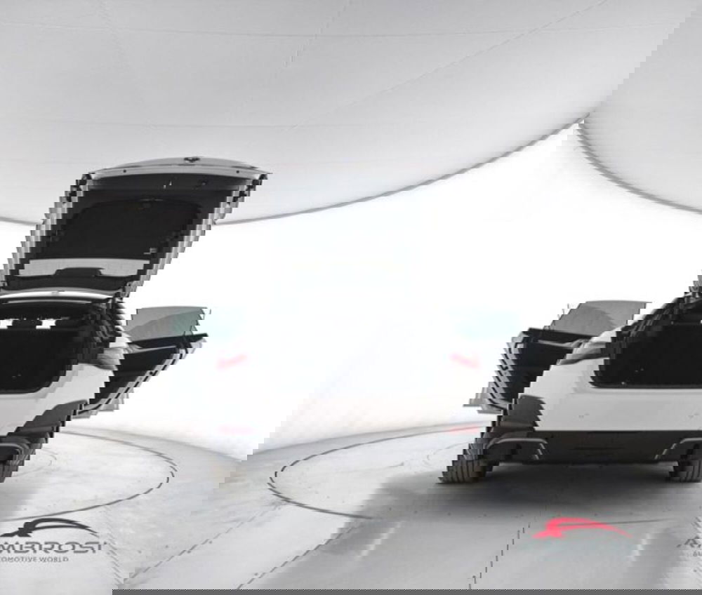 BMW i4 usata a Perugia (7)