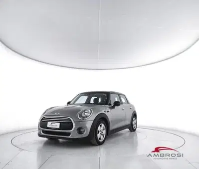 MINI Mini 1.5 Cooper 5 porte del 2016 usata a Corciano