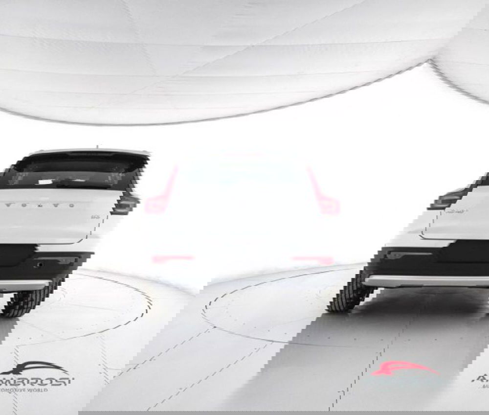 Volvo XC40 nuova a Perugia (6)