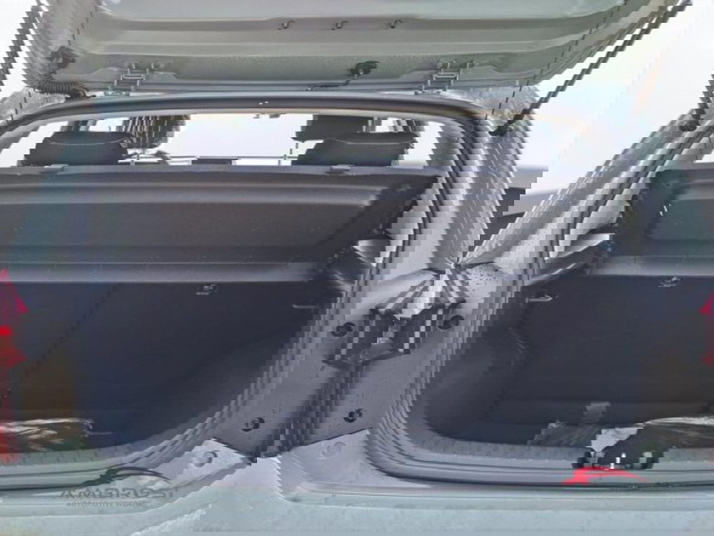 Kia Picanto nuova a Perugia (9)