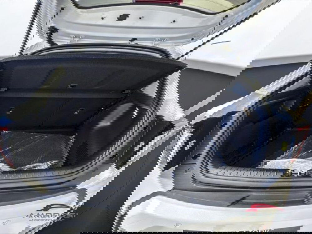 Kia Stonic nuova a Perugia (9)