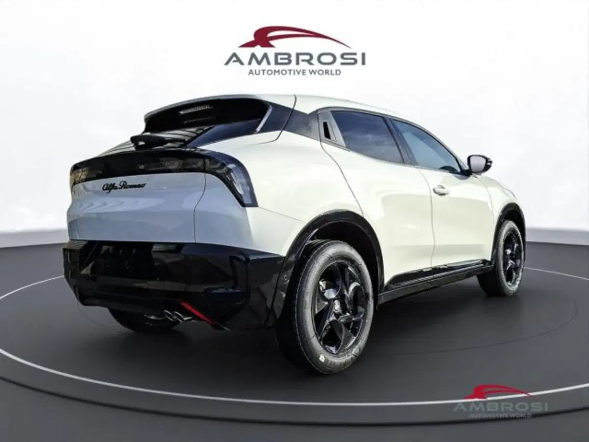 Alfa Romeo Junior nuova a Perugia (3)