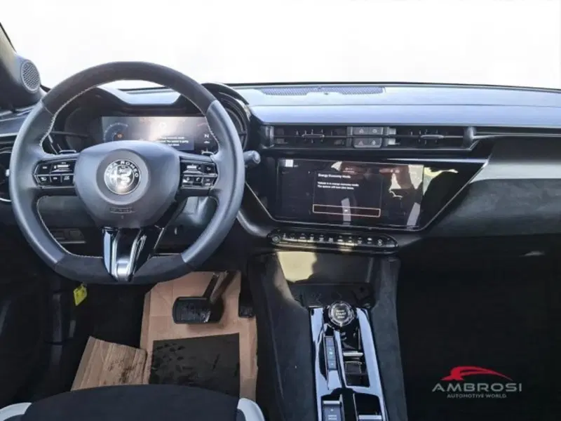 Alfa Romeo Junior nuova a Perugia (15)