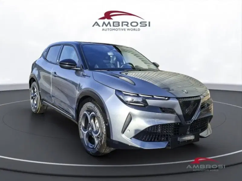 Alfa Romeo Junior nuova a Perugia (2)