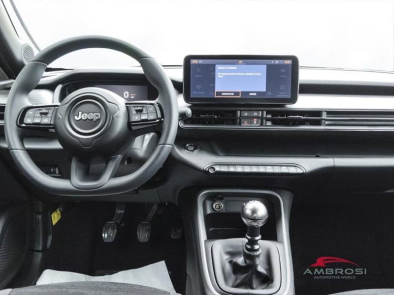 Jeep Avenger nuova a Perugia (15)