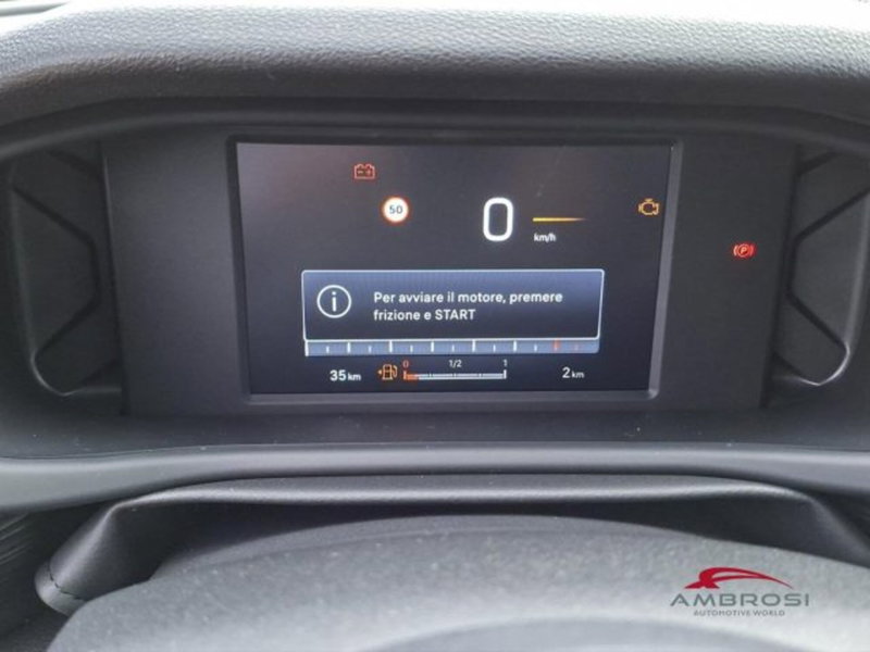 Jeep Avenger nuova a Perugia (13)