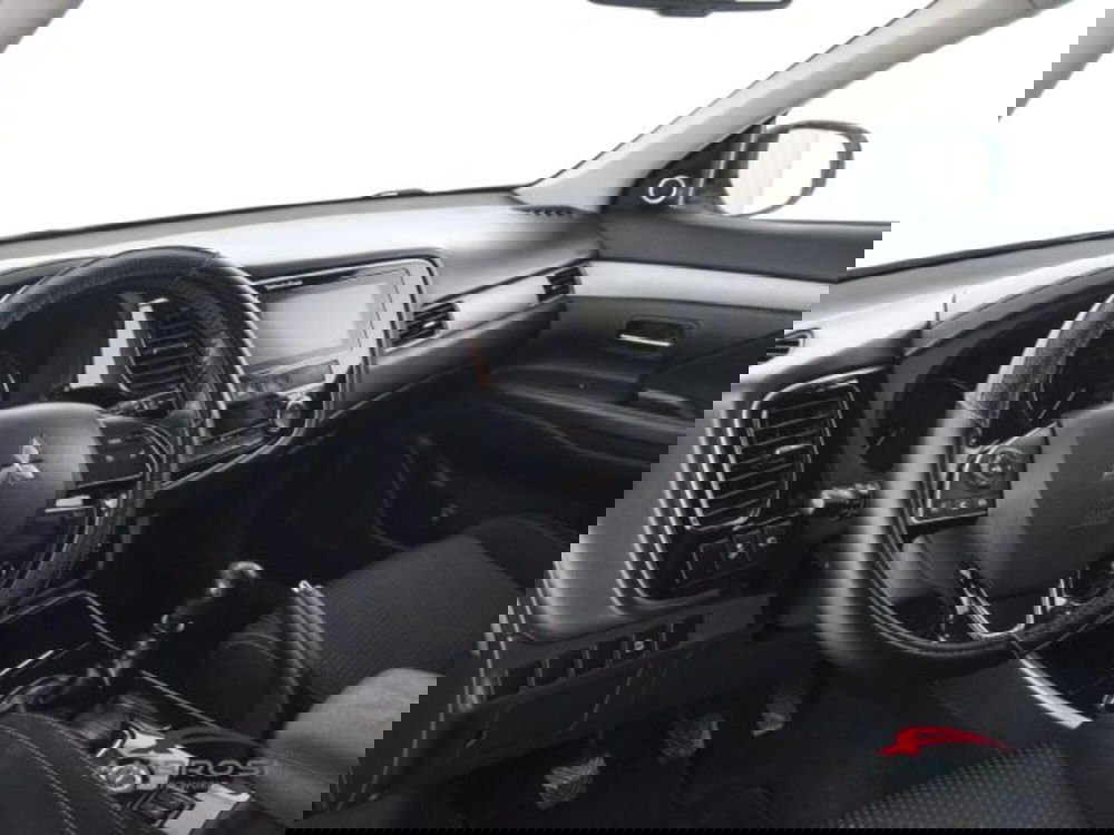 Mitsubishi Outlander usata a Perugia (8)