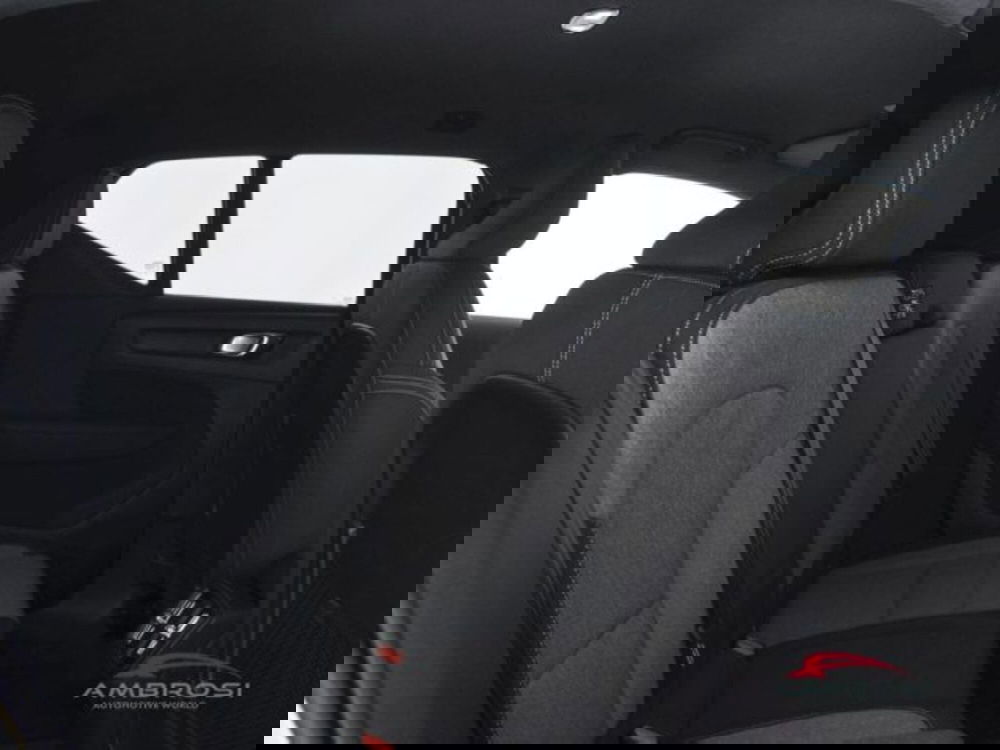 Volvo XC40 usata a Perugia (11)