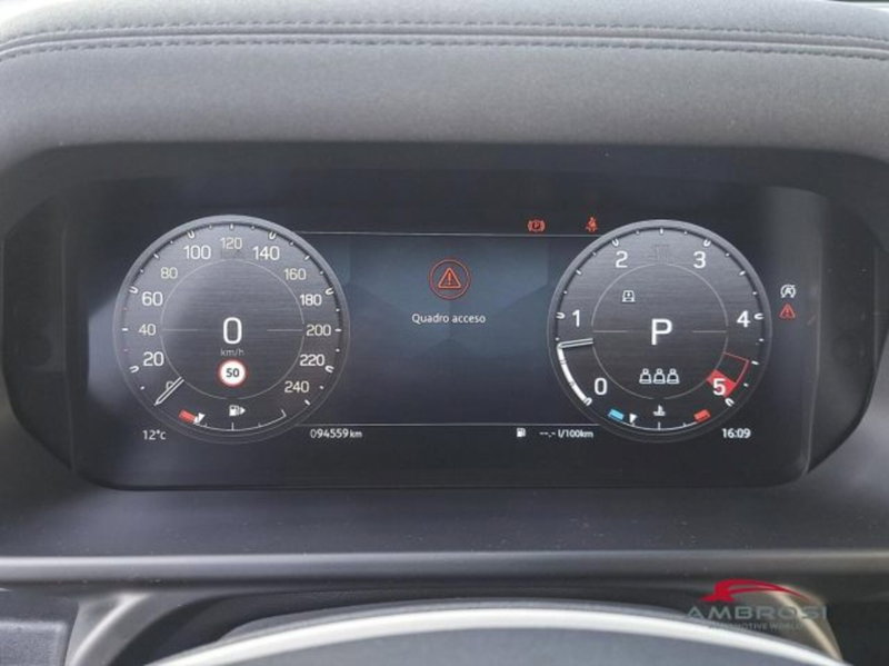 Land Rover Defender usata a Perugia (11)