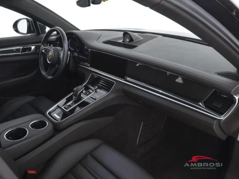 Porsche Panamera Sport Turismo usata a Perugia (12)