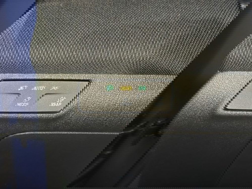 Volkswagen T-Roc nuova a Vicenza (13)