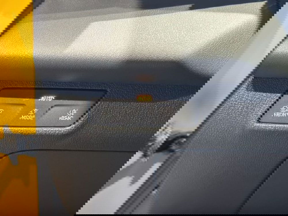 Volkswagen T-Roc nuova a Vicenza (14)