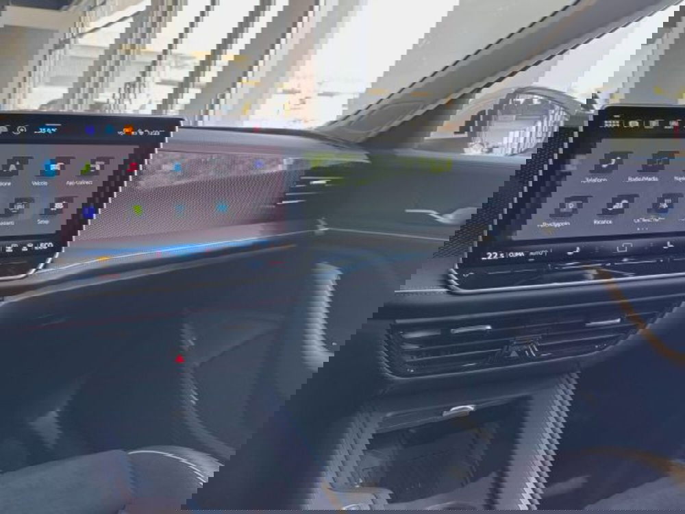 Volkswagen Passat nuova a Vicenza (18)