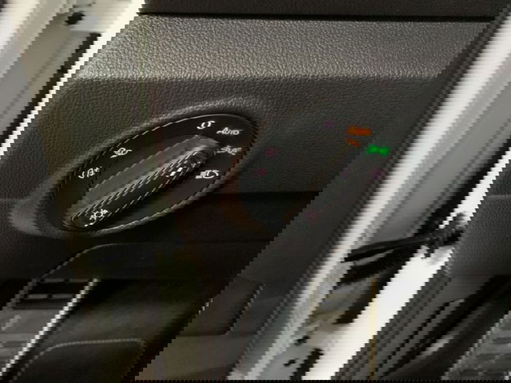 Volkswagen T-Roc nuova a Vicenza (14)