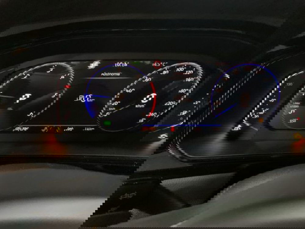 Volkswagen T-Roc nuova a Vicenza (9)