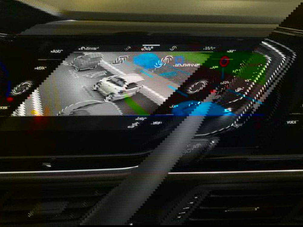 Volkswagen Polo nuova a Vicenza (11)