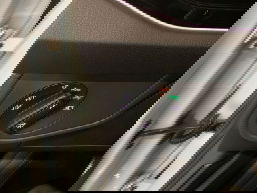 Volkswagen Polo nuova a Vicenza (15)