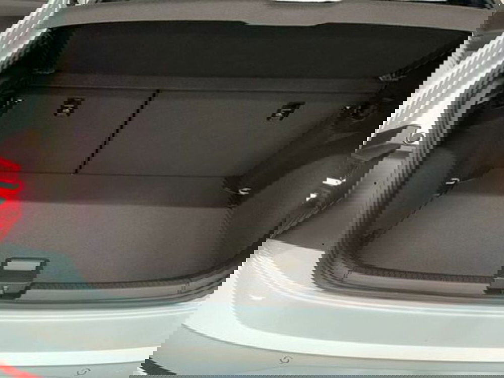 Volkswagen Polo nuova a Vicenza (17)