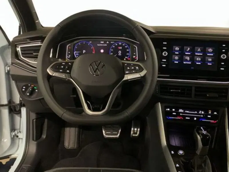 Volkswagen Polo nuova a Vicenza (6)
