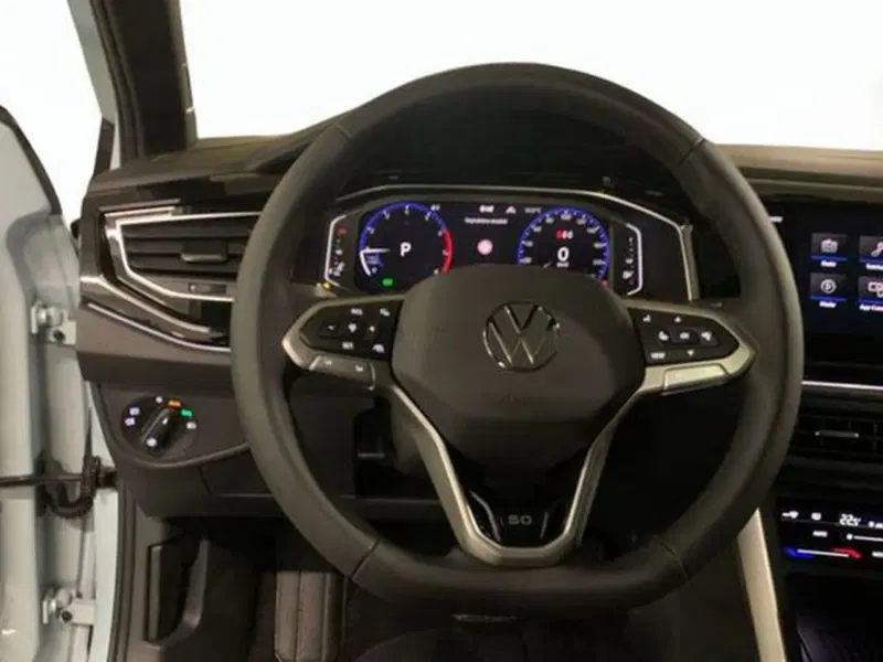 Volkswagen Polo nuova a Vicenza (7)